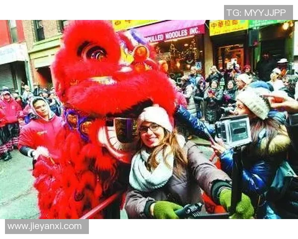 外国足球明星模仿中国人风貌挑战文化差异展现幽默与敬意 外国足球明星模仿中国人风貌挑战文化差异展现幽默与敬意